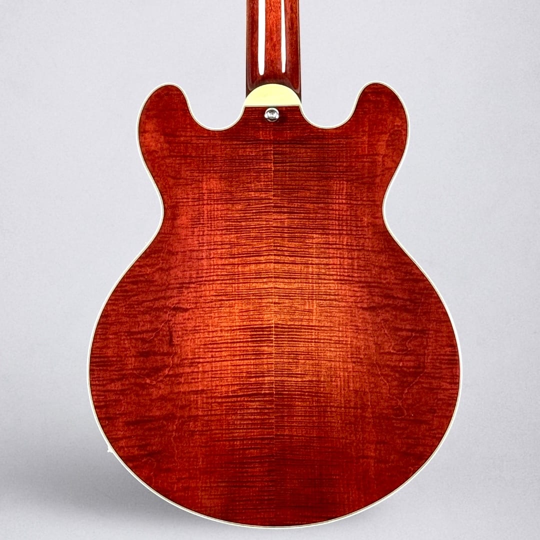 Eastman T484 2025 - Classic