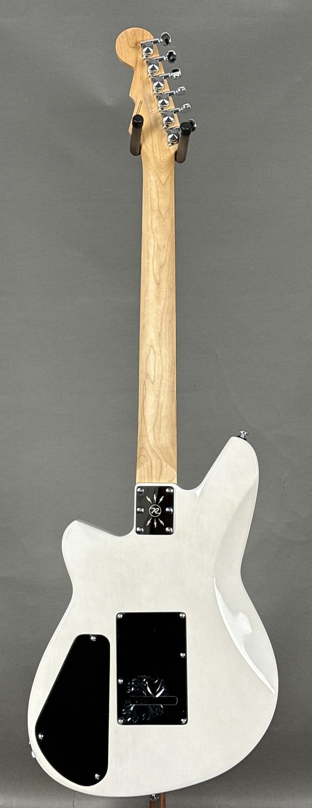 Reverend Descent W Baritone w/ Hardshell Case 2025 - Transparent White
