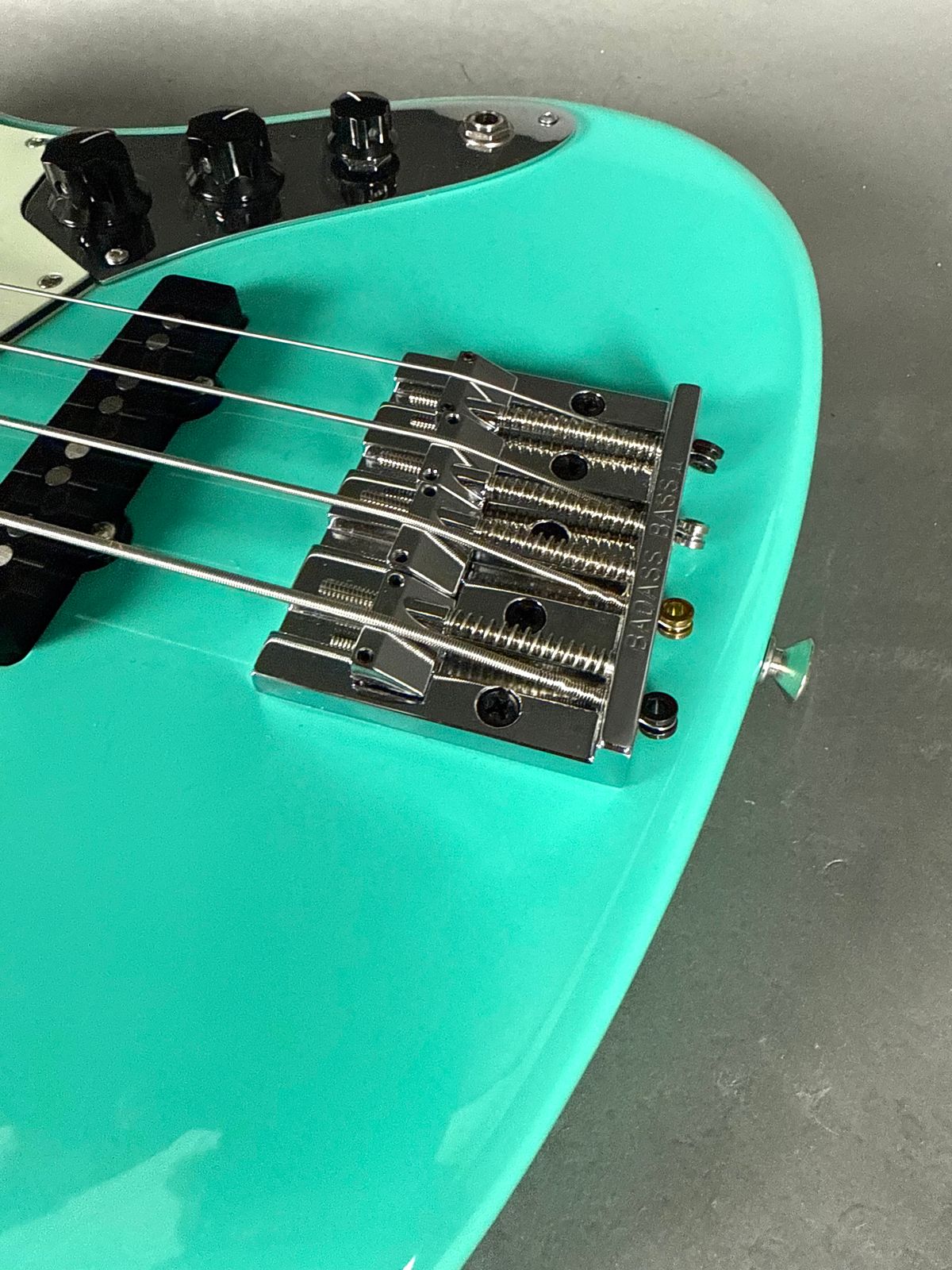Fender American Vintage II 1966 Jazz Bass w/ Upgrades 2023 - Seafoam Green