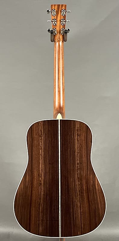 Martin D-28 2024 - Sunburst