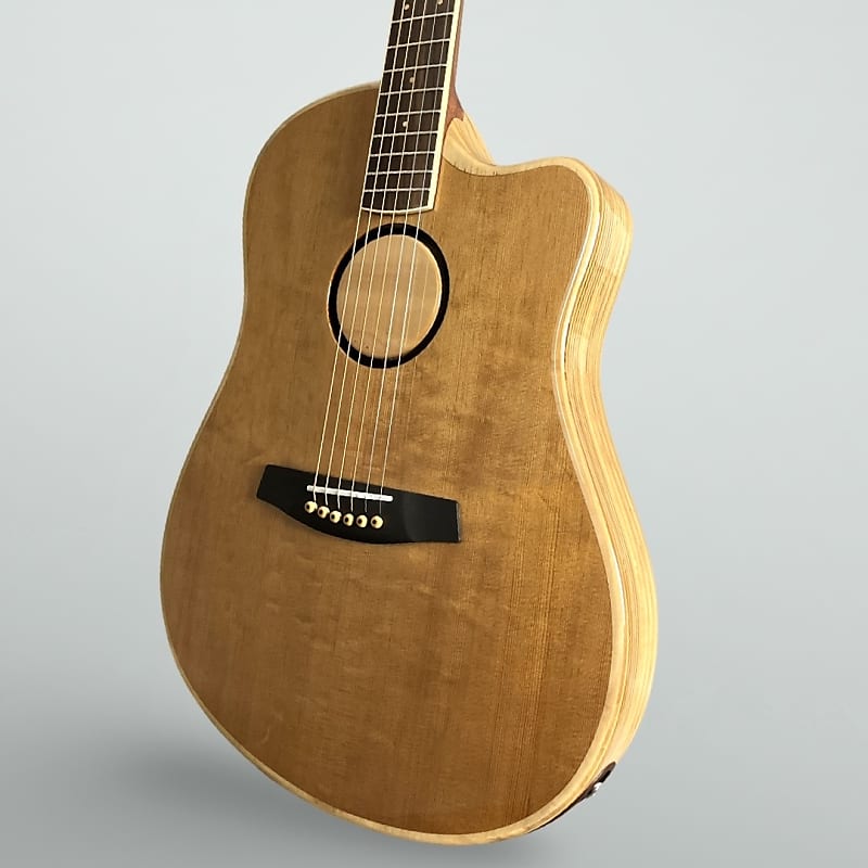 LR Baggs AEG-1 2024 - Natural Torrefied Spruce Top