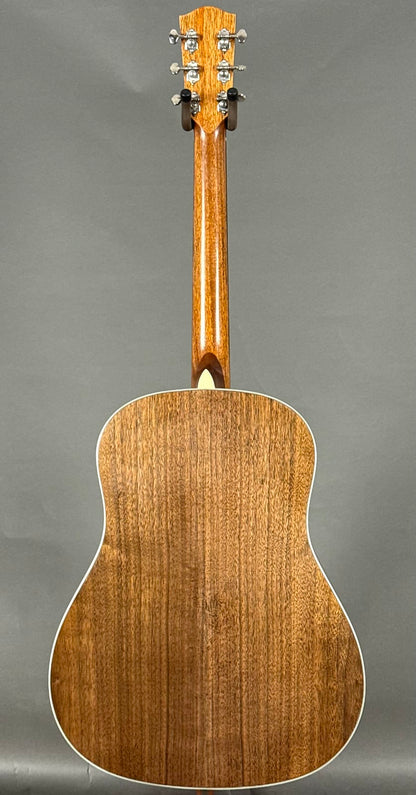 Eastman E22SS/v 2025 - Sunburst