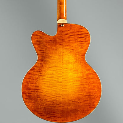 Eastman AR580CE Archtop Hollowbody Honeyburst with Hardshell Case