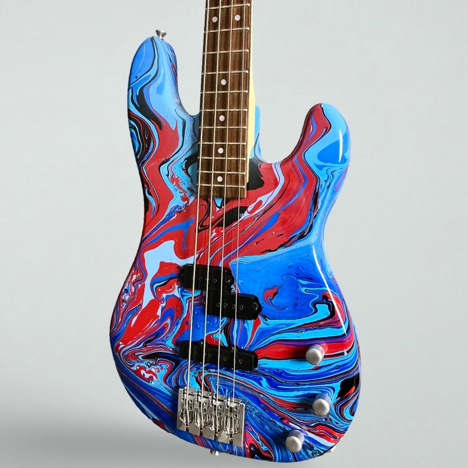 Funk Guitars USA PJ Bass - Swirl