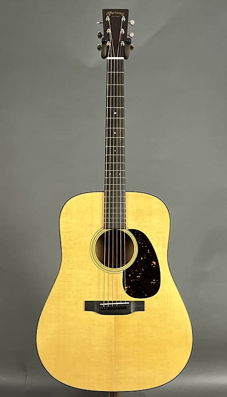 Martin D-18 2024 - Natural #2889882