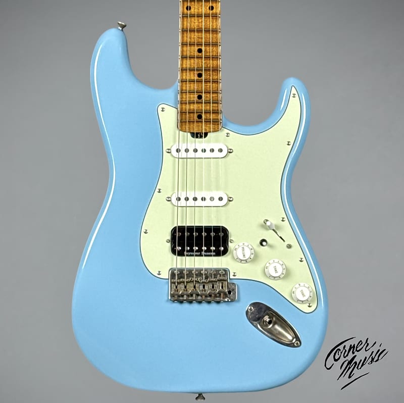 Morgan Electrics Double Cut Standard - CUSTOM - Sonic Blue