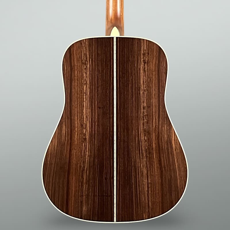 Martin D-28 2024 - Sunburst