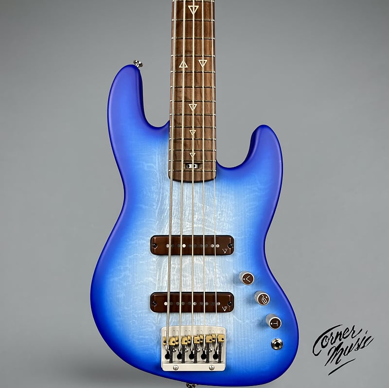 Valiant Mini Bass 5-String 2024 - Icy Blue