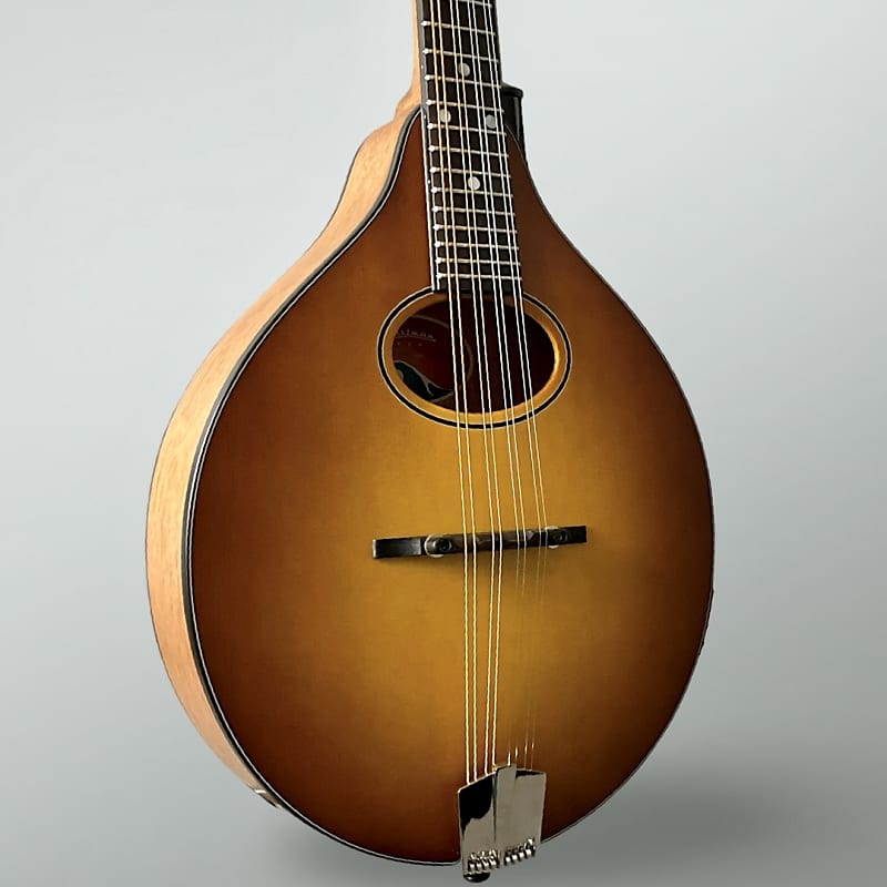 Eastman PCH-M104 - Goldburst