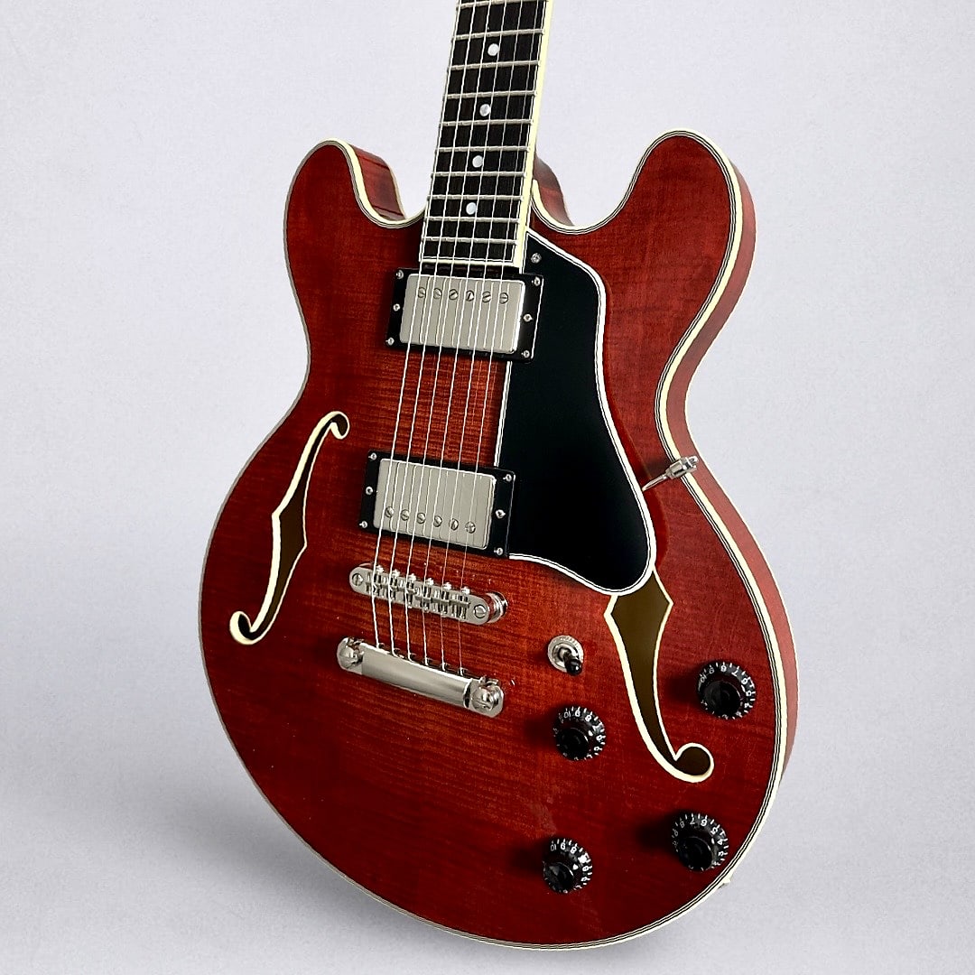 Eastman T484 2025 - Classic