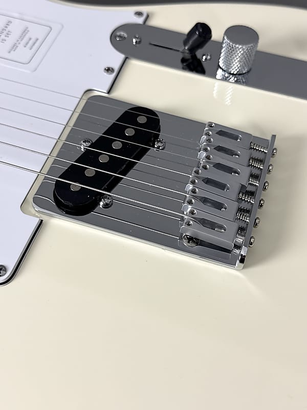 Fender Standard Telecaster 2025 - Olympic White