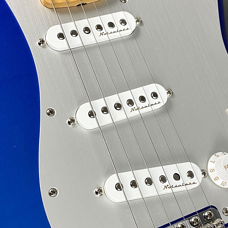 Fender Limited Edition H.E.R Stratocaster 2023 - Blue Marlin