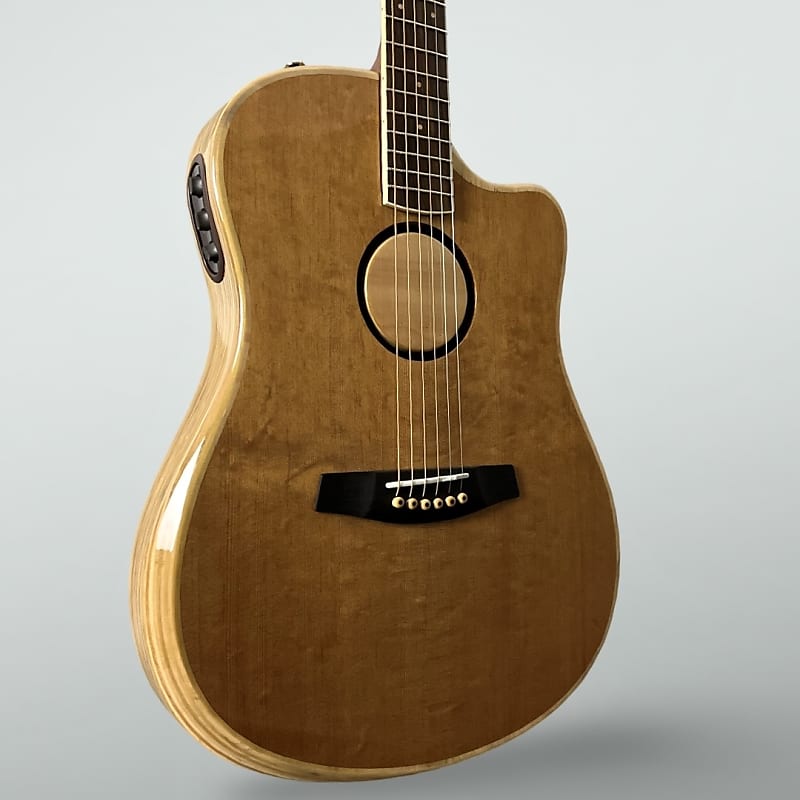 LR Baggs AEG-1 2024 - Natural Torrefied Spruce Top