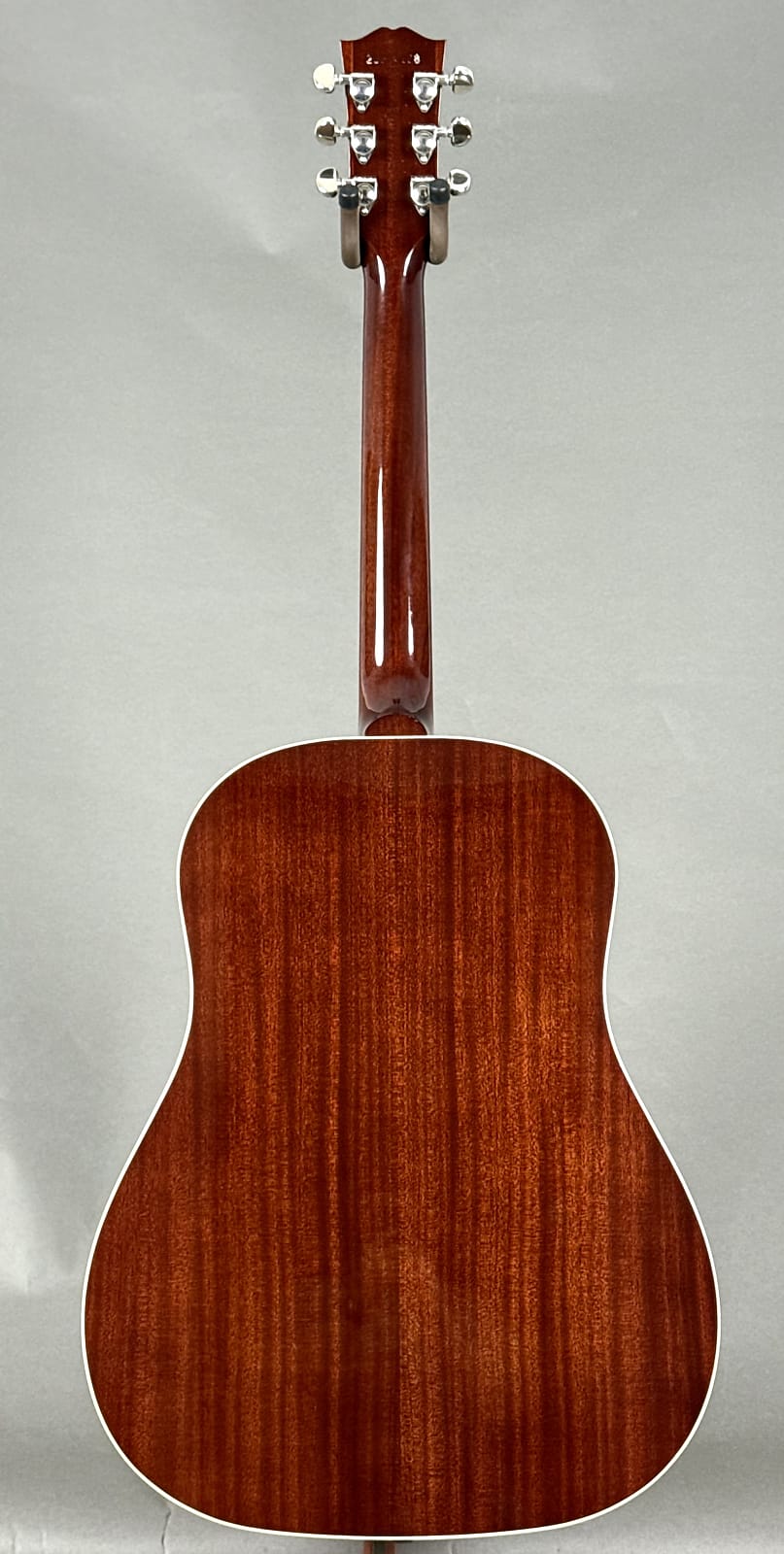 Gibson J-45 Standard 2025 - Honeyburst Gloss
