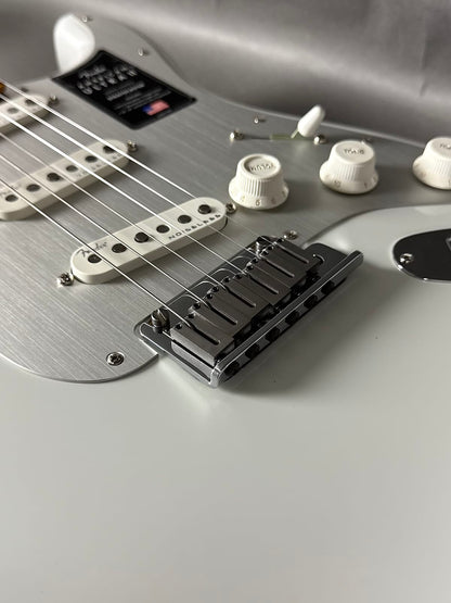 Fender American Ultra II Stratocaster 2025 - Avalanche