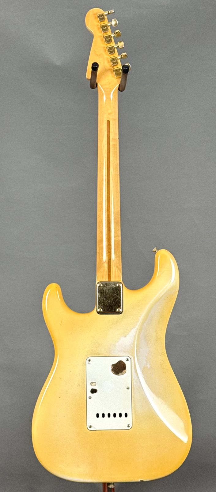 Fender “The Strat” 1980-1983 - Aztec White