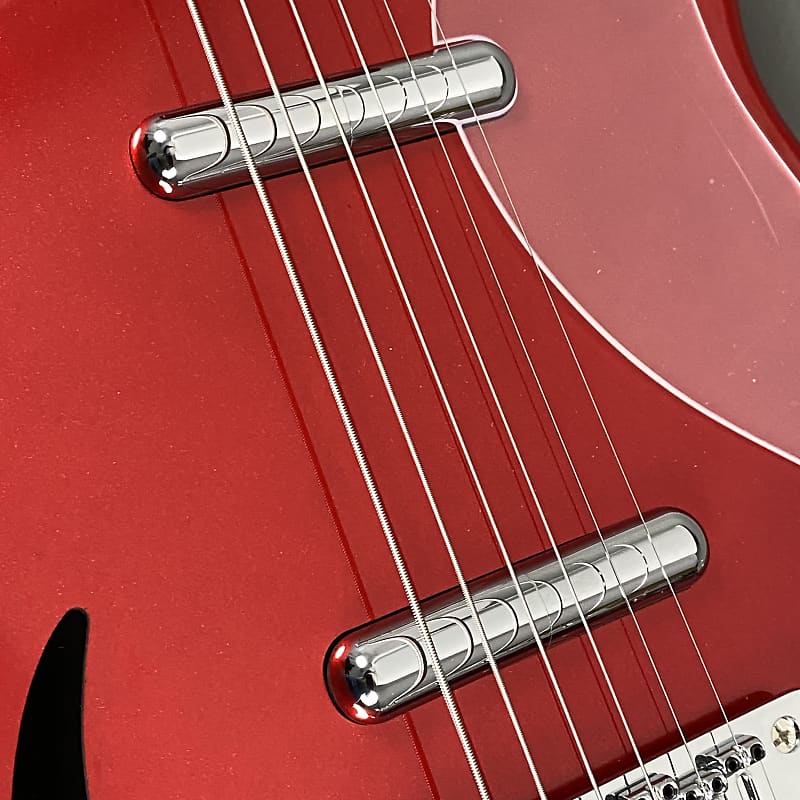 Danelectro ‘56 Vintage Baritone 2022 - Metallic Red