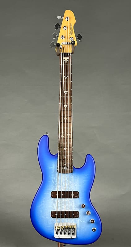 Valiant Mini Bass 5-String 2024 - Icy Blue