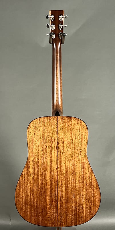 Martin D-18 2024 - Natural #2889882